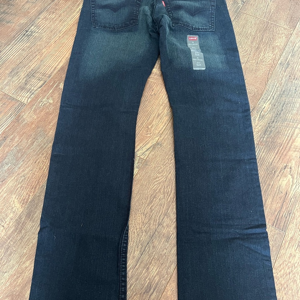 Levi's Dark Wash Slim Jeans for Men - Picture 3 of 3
